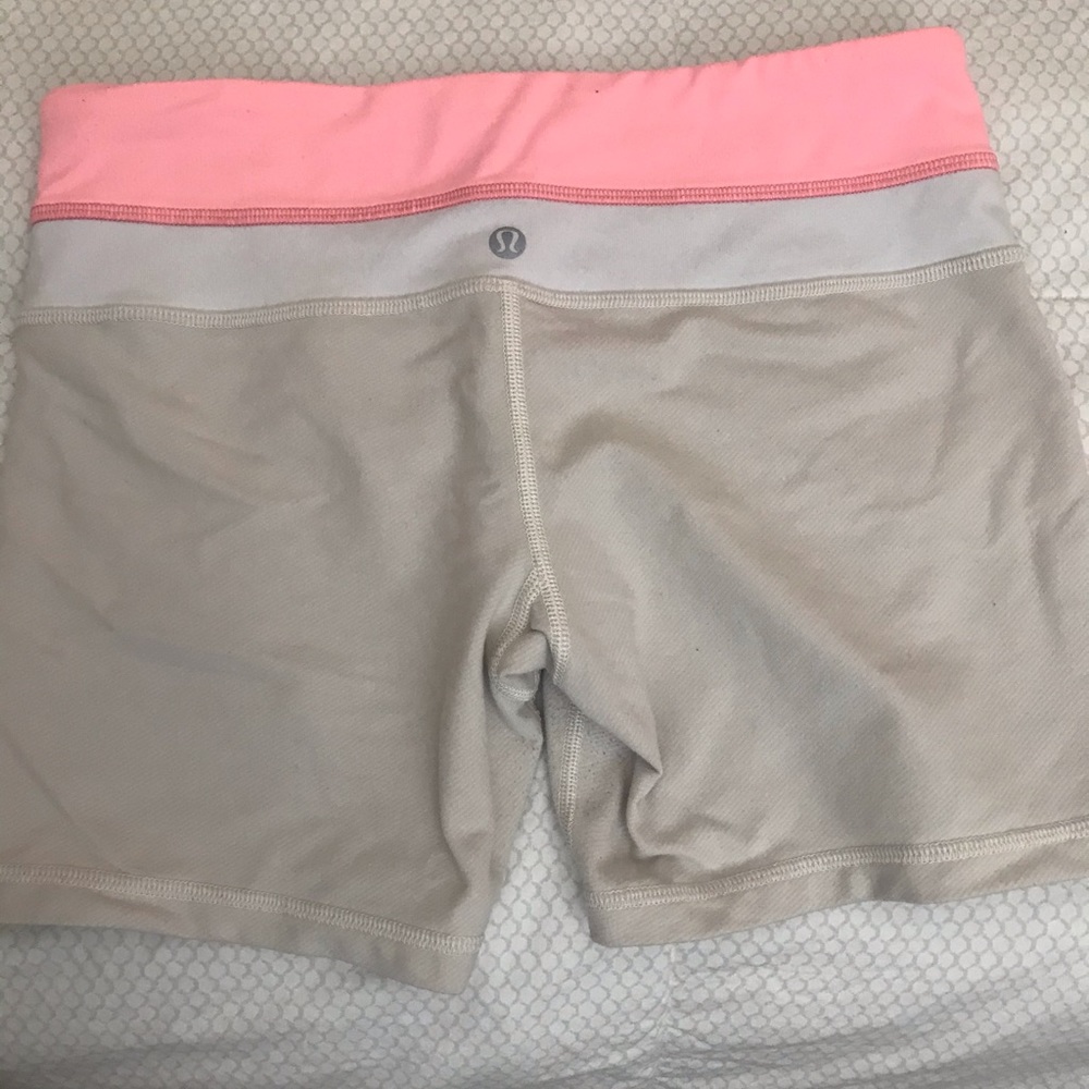Lulu lemon short